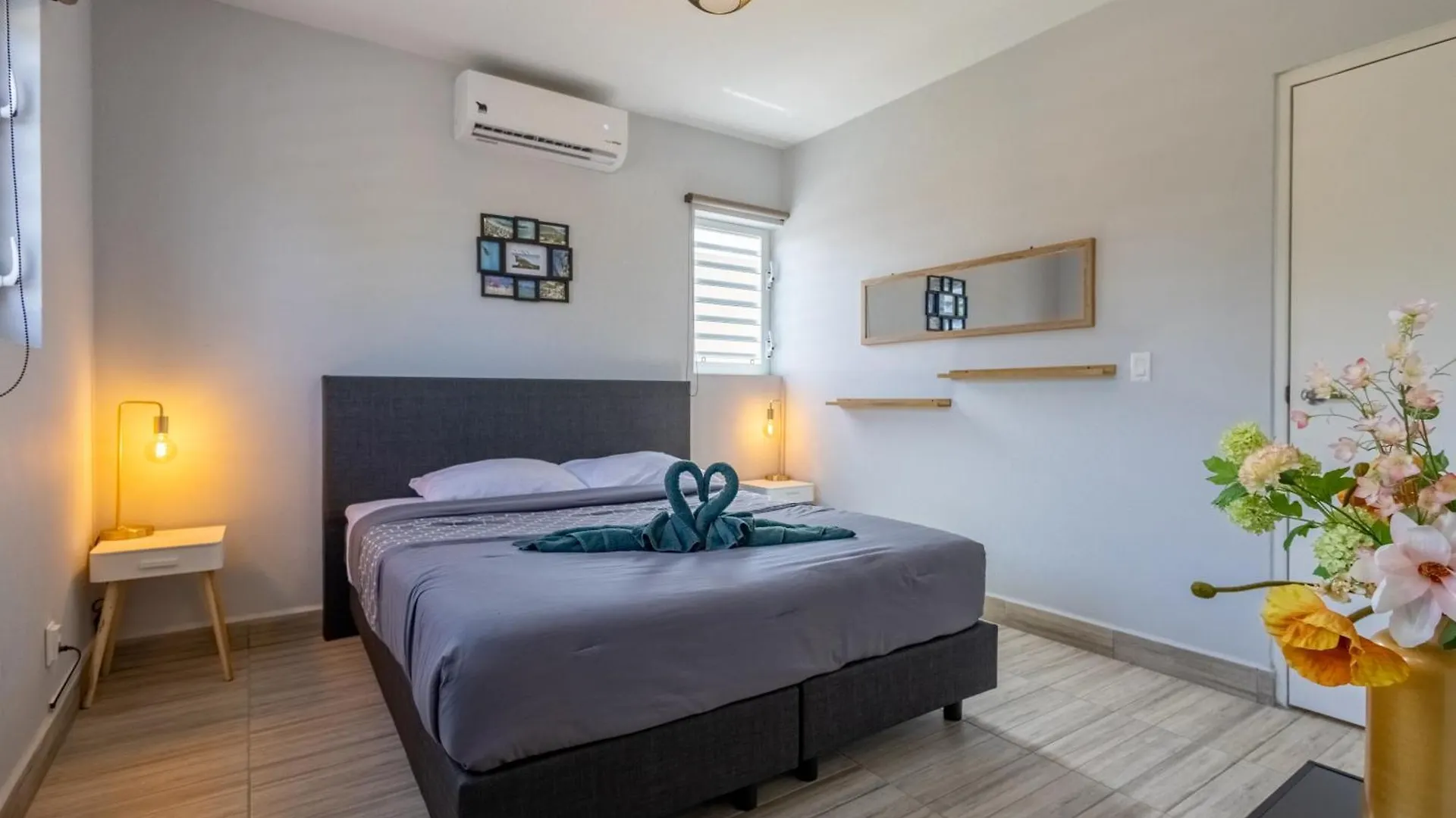 度假居 Av Curacao - Centrally Located Spacious Apartment 威廉斯塔德