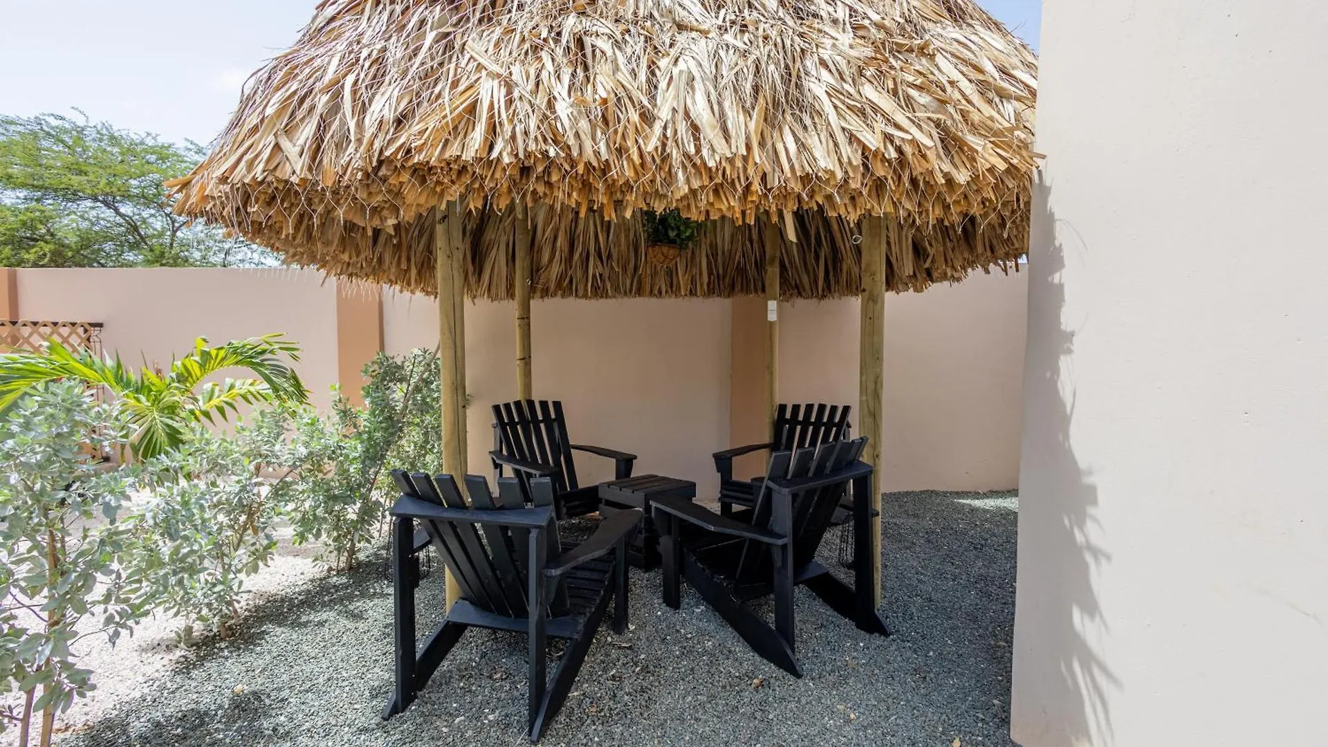 Av Curacao - Centrally Located Spacious Apartment 威廉斯塔德 0*,